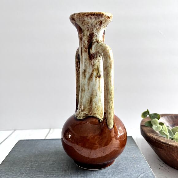 Vintage Hull Pottery Brown Drip Glaze Vase 2 Handles Brown USA Mid Century #100 - Picture 2 of 7